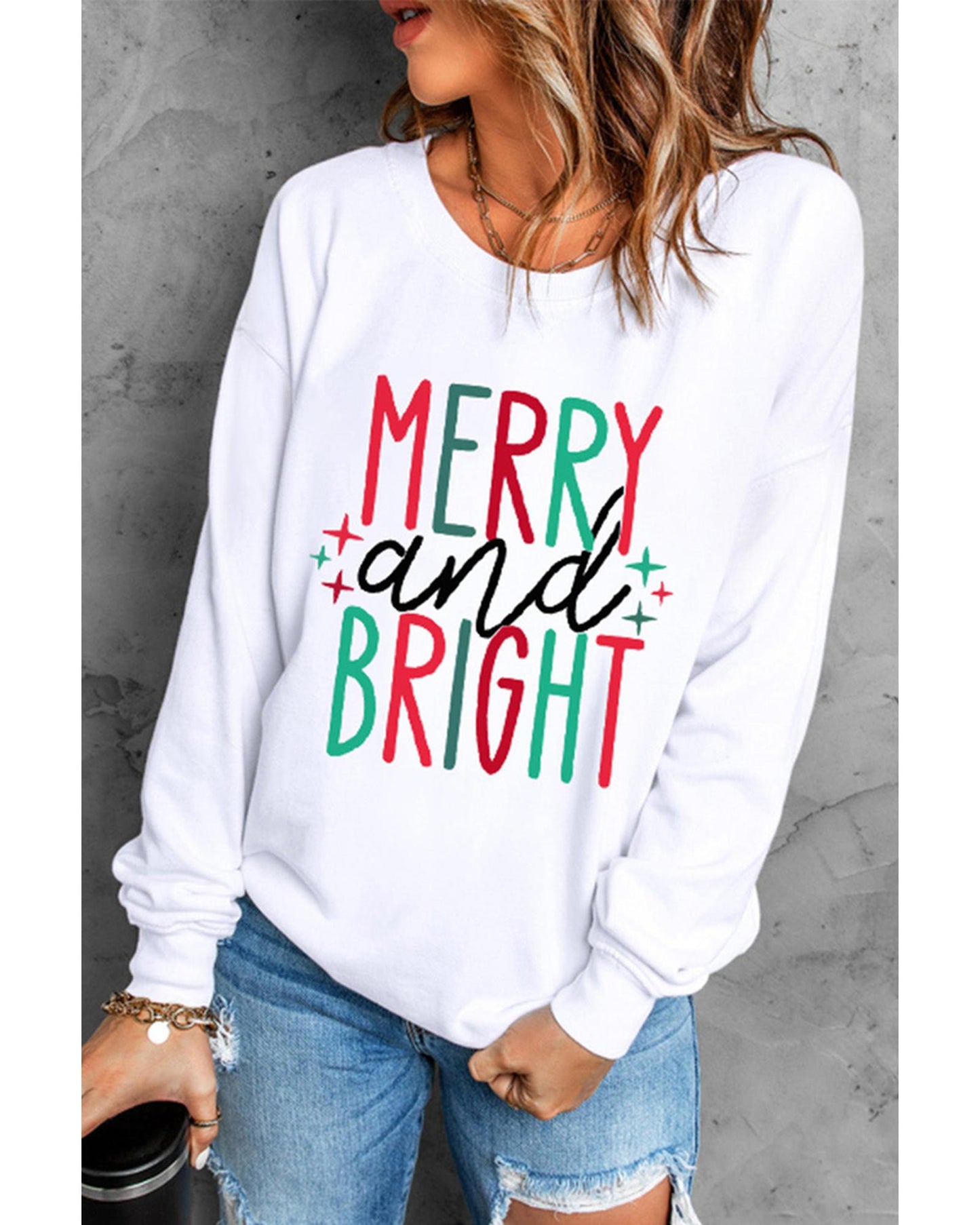 Azura Exchange Merry and Bright Long Sleeve Graphic Sweatshirt - M