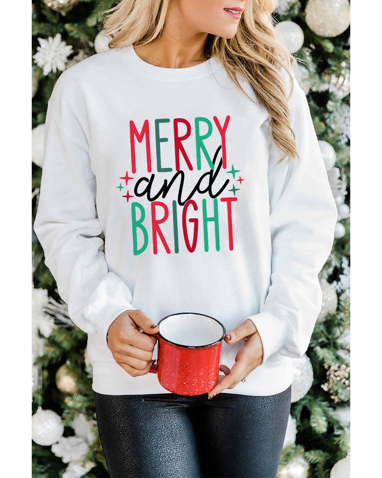 Azura Exchange Merry and Bright Long Sleeve Graphic Sweatshirt - M