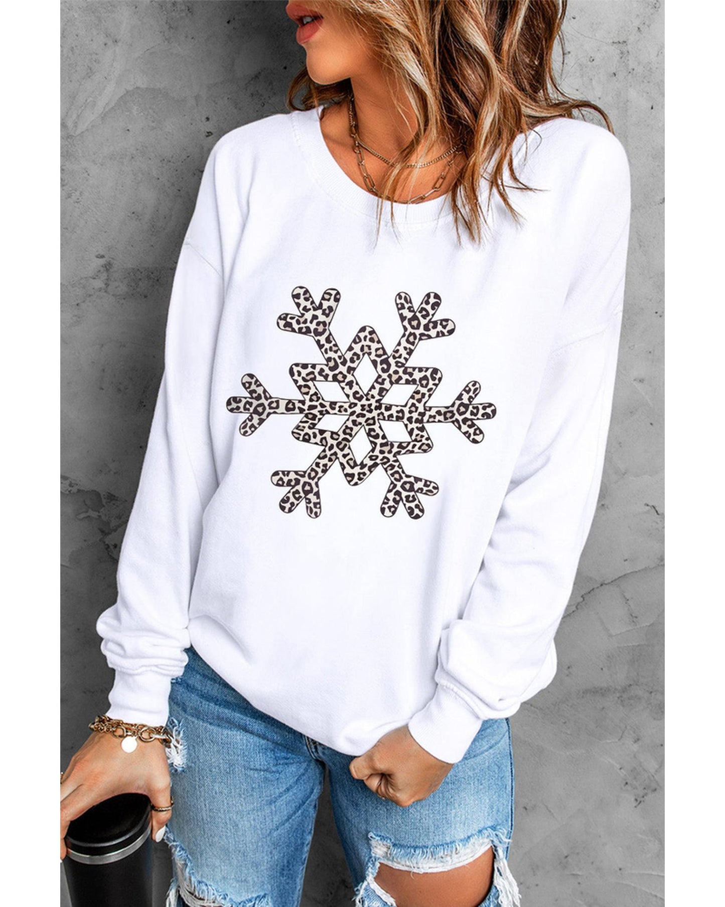 Azura Exchange Leopard Snowflake Pullover Sweatshirt - M