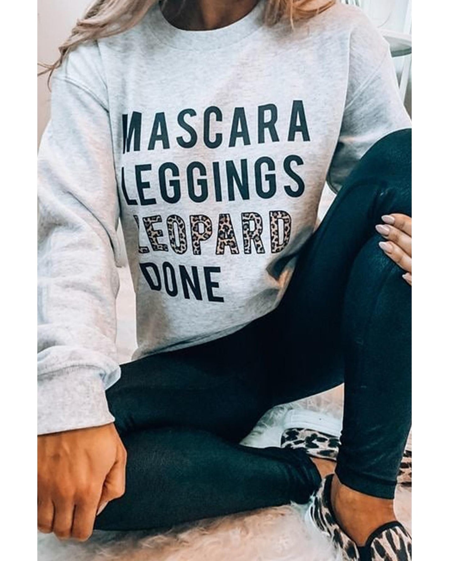 Azura Exchange Graphic Letters Sweatshirt - M