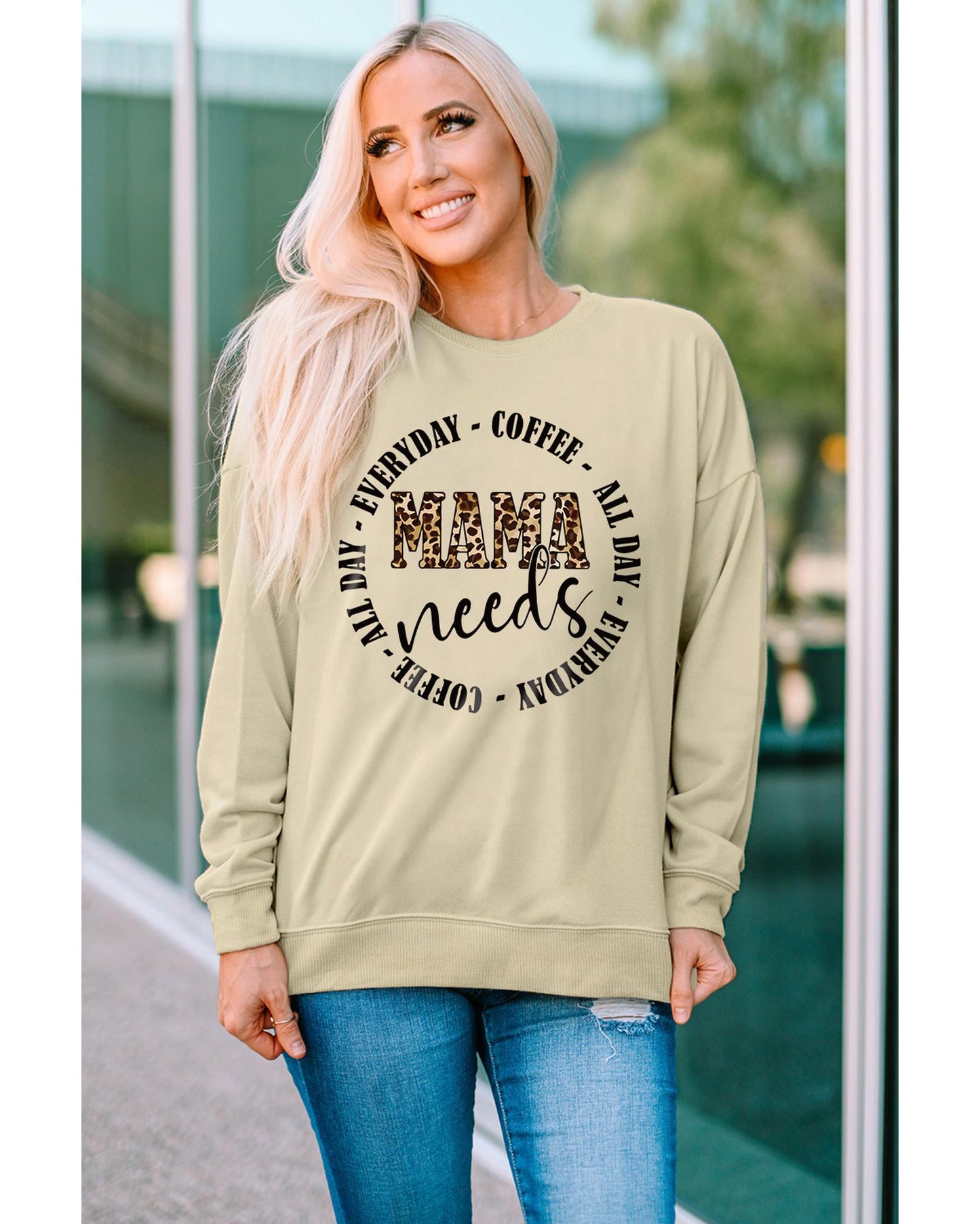 Azura Exchange MAMA Needs All Day Everyday Letters Graphic Sweatshirt - 2XL