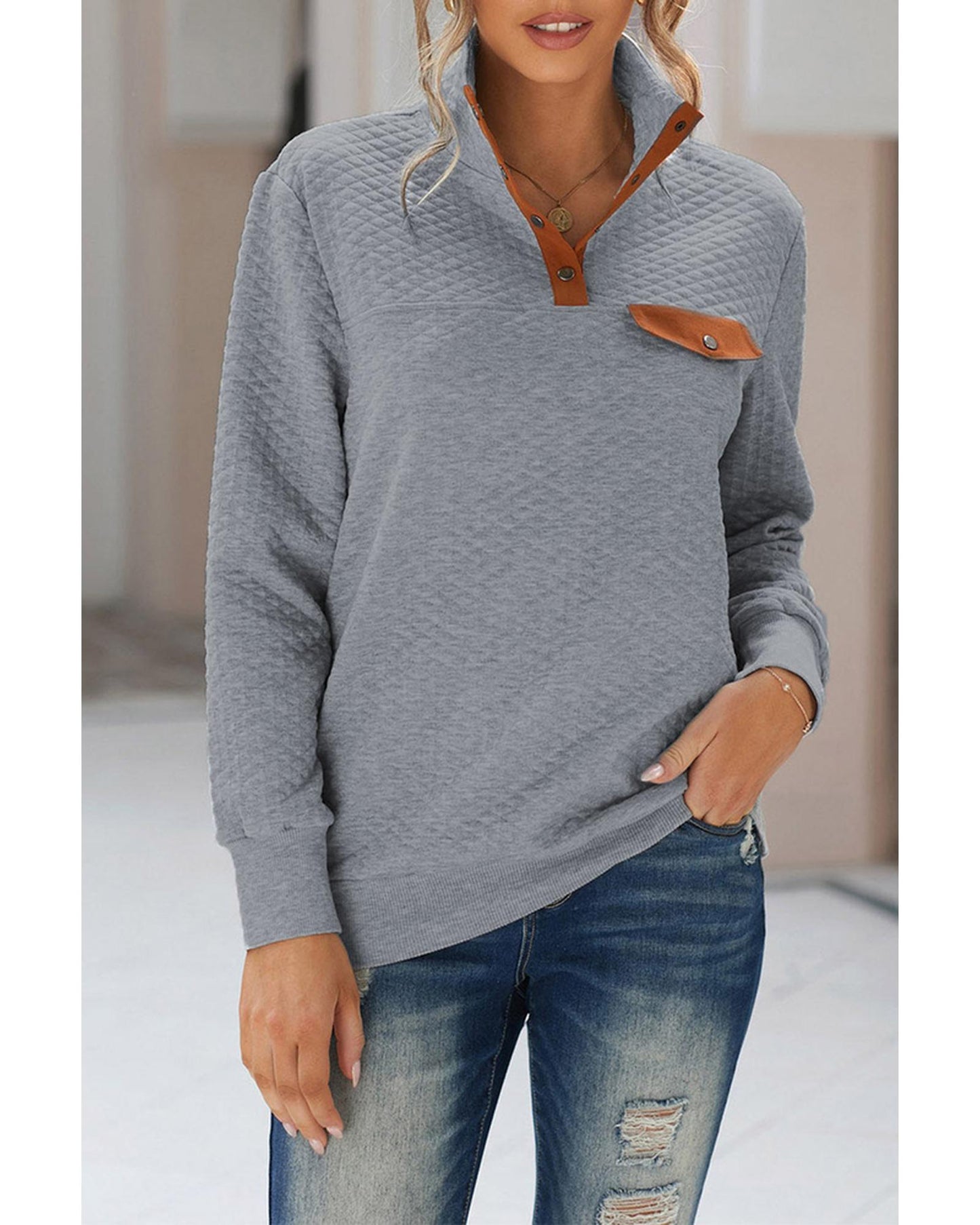 Azura Exchange Quilted Stand Neck Pullover Sweatshirt with Fake Front Pocket - S