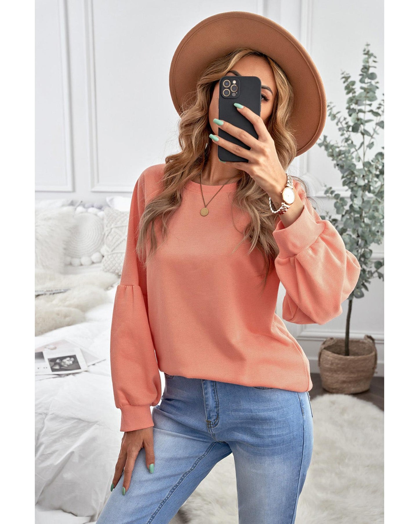 Azura Exchange Patchwork Sleeve Pullover Sweatshirt - M