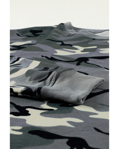 Azura Exchange Camouflage Pullover Sweatshirt with Slits - L