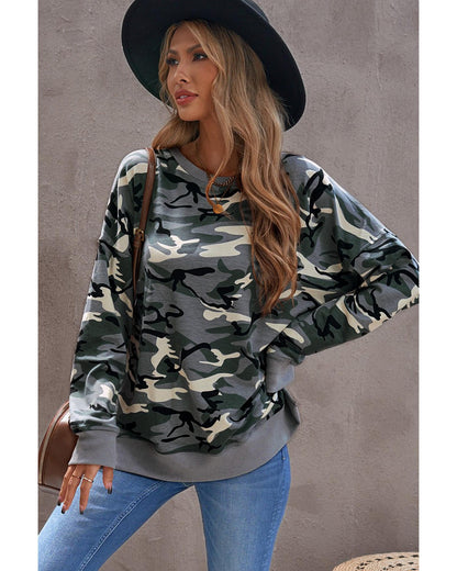 Azura Exchange Camouflage Pullover Sweatshirt with Slits - M