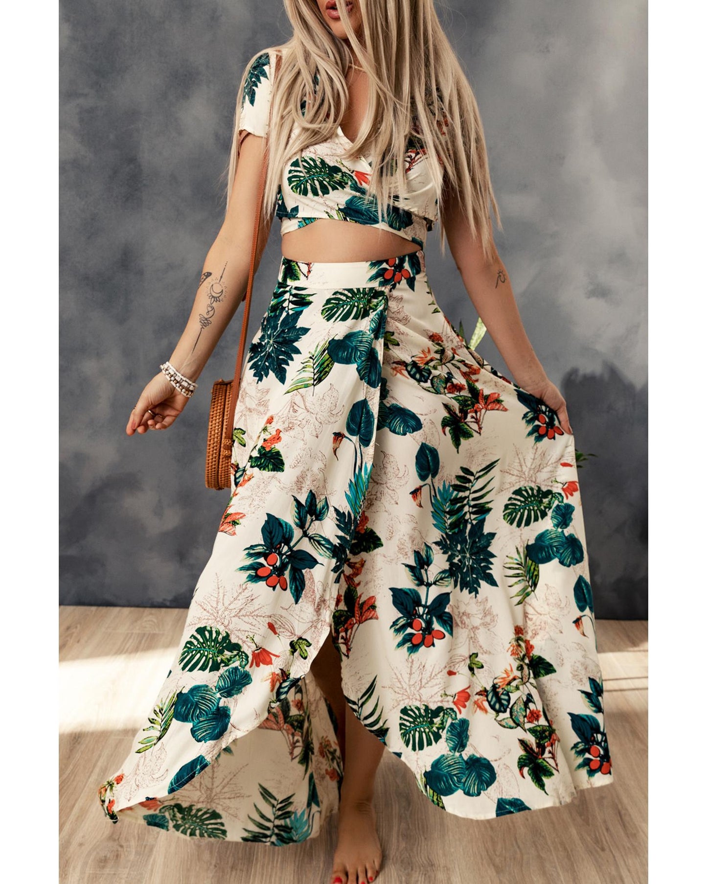 Azura Exchange Tropical Print Crop Top and Maxi Skirt Set - XL