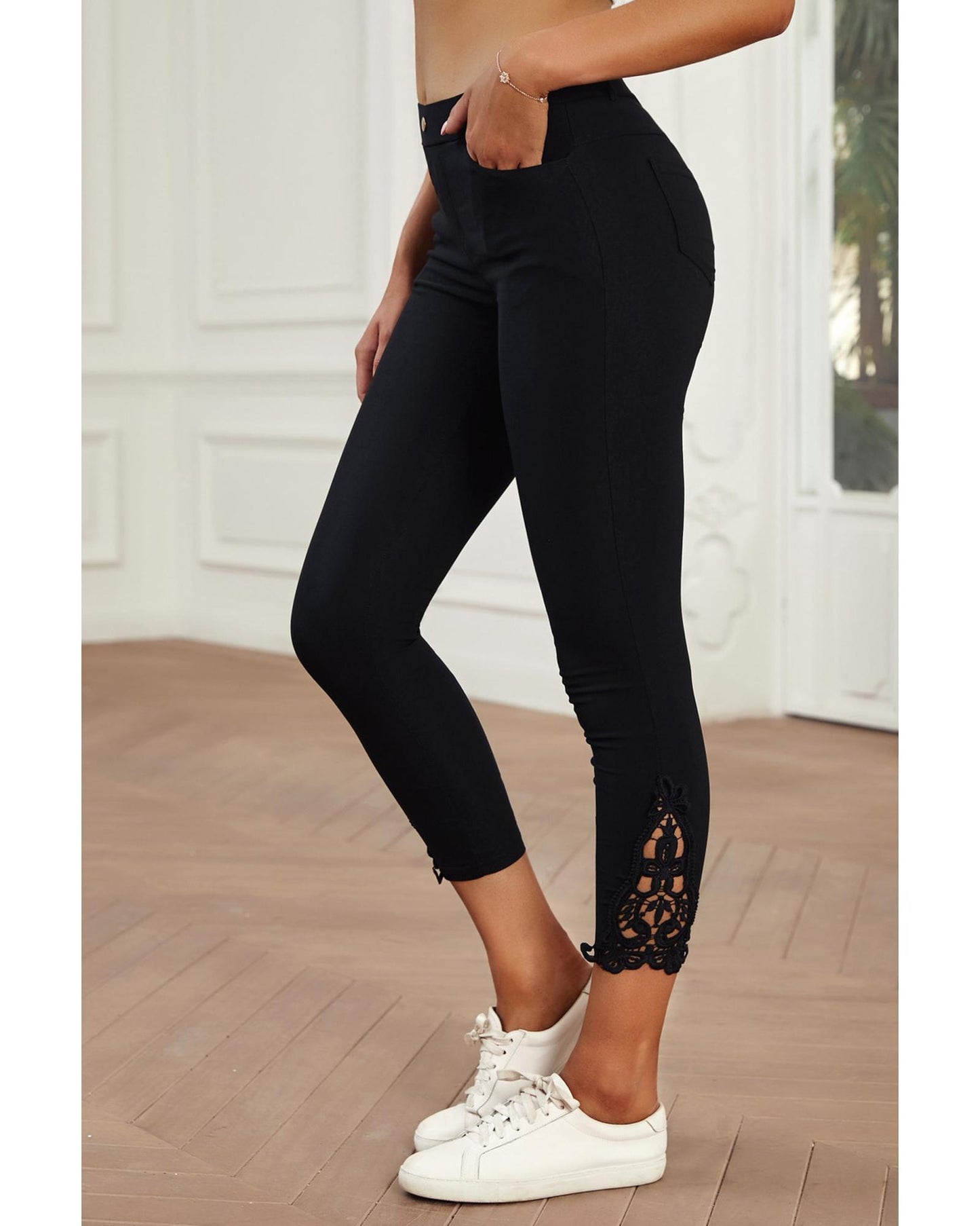 Azura Exchange Luxury Crochet Leggings - S