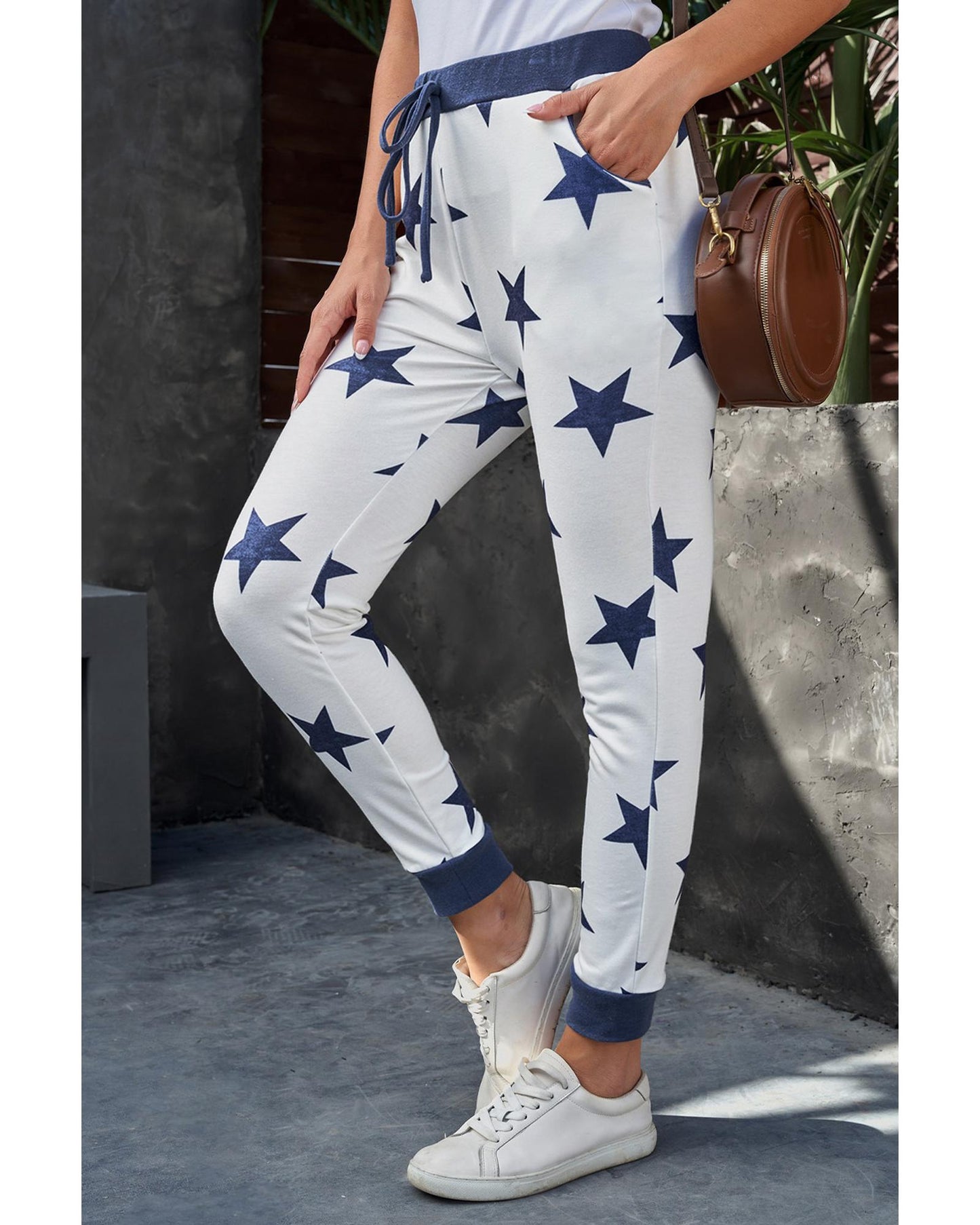 Azura Exchange Star Printed Joggers - L