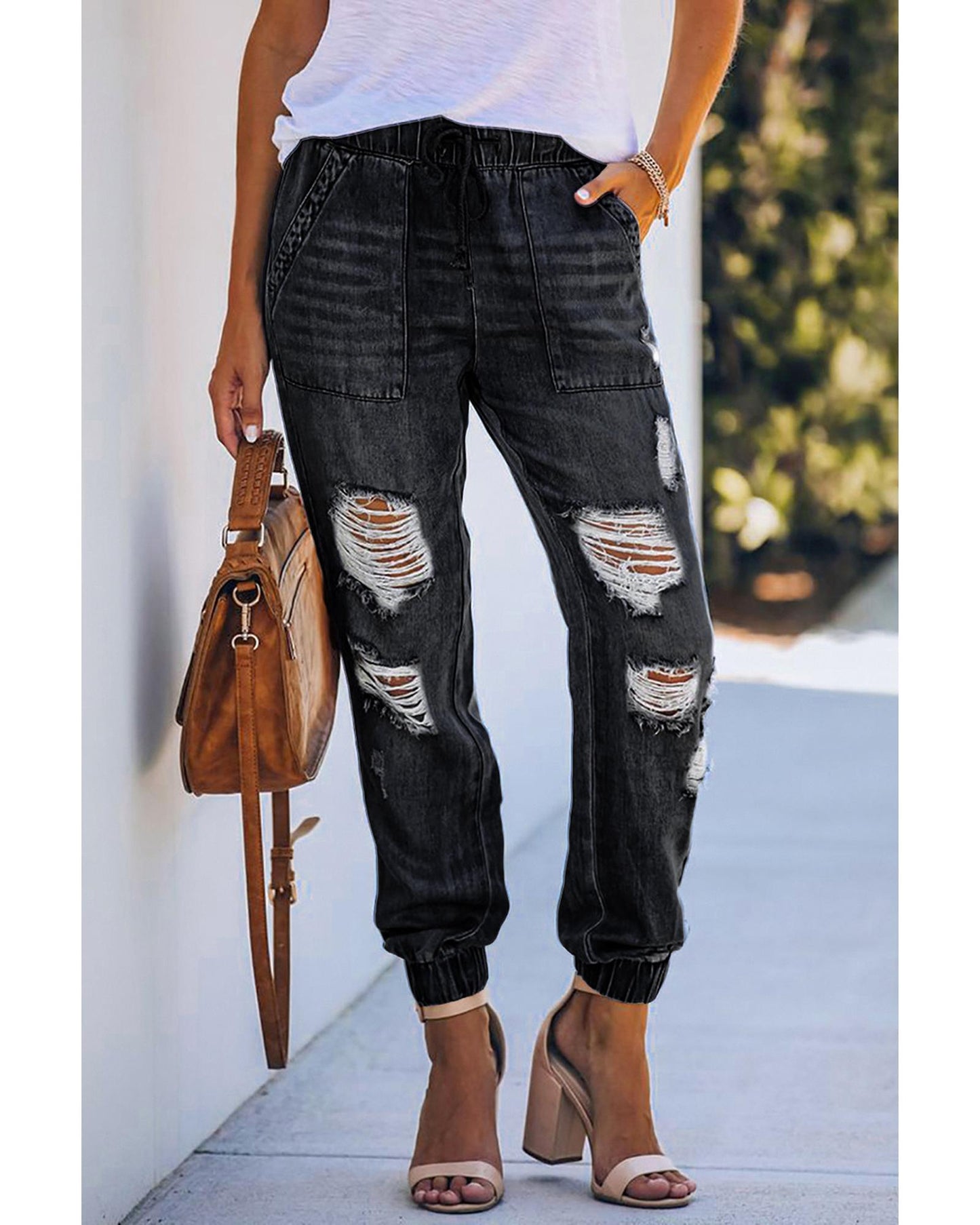 Azura Exchange Distressed Denim Jean with Pockets - 10 US