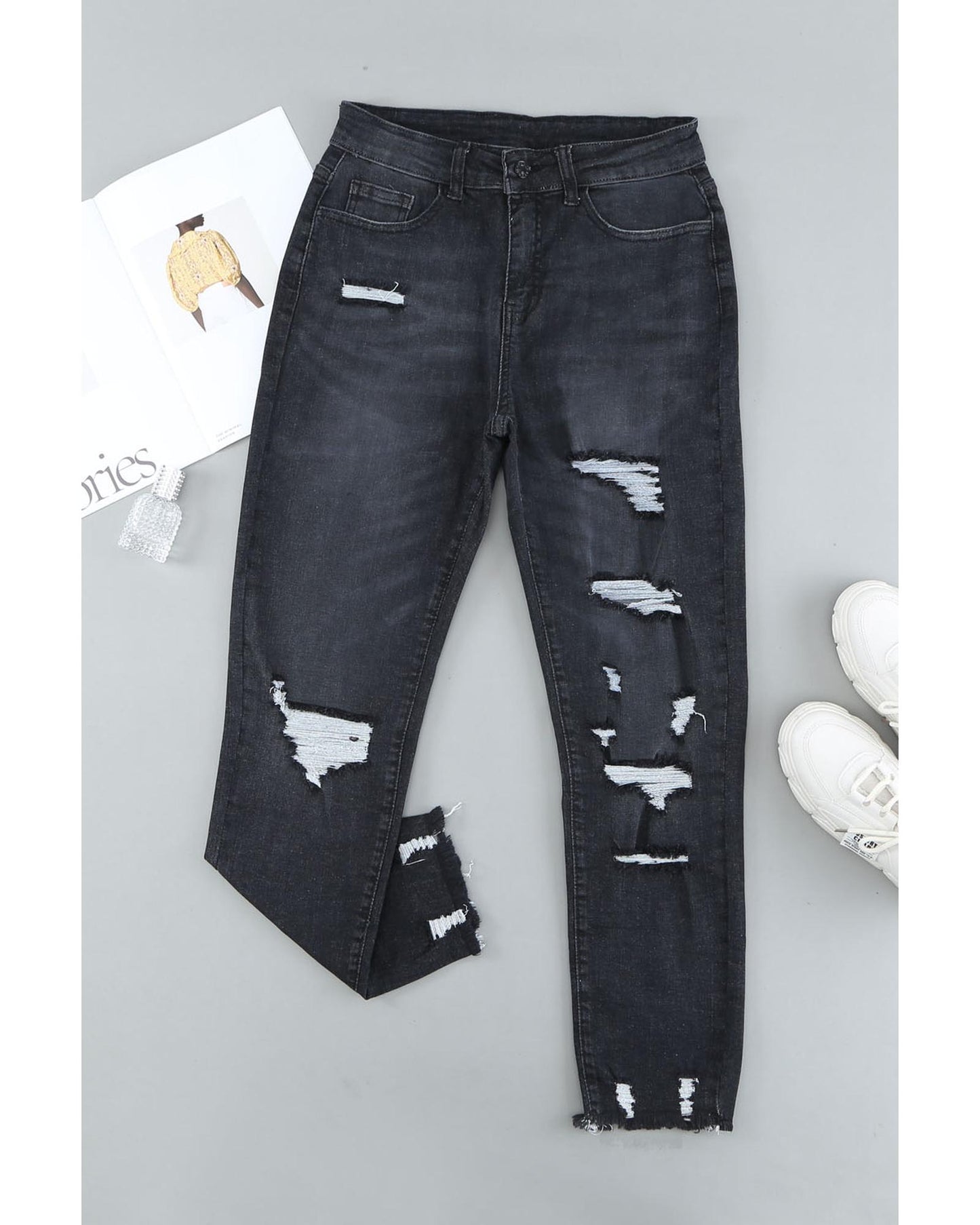 Azura Exchange Distressed Denim Pants - M